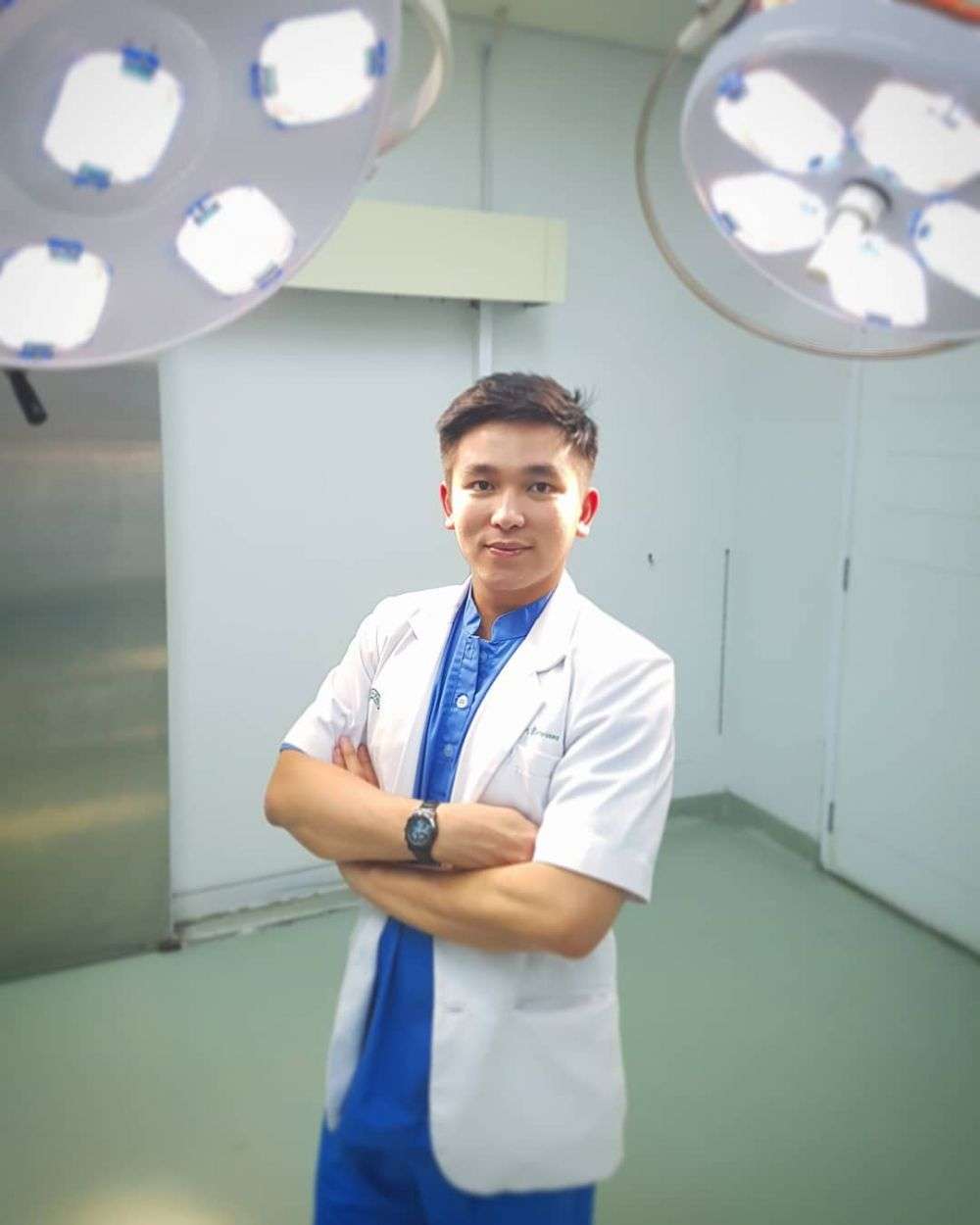 Pesona Ervan, Dokter Ganteng yang Makan Bareng Ayu Ting Ting