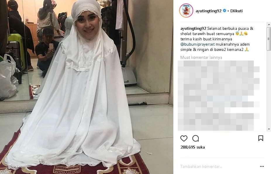 Tampil Pakai Mukena, 6 Seleb Ini Ternyata Lagi Endorse