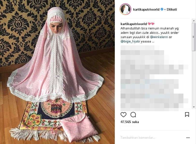 Tampil Pakai Mukena, 6 Seleb Ini Ternyata Lagi Endorse