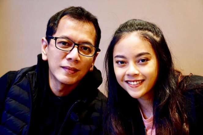 Sakina Tama, Putri Bos Stasiun TV Ternama yang Curi Perhatian