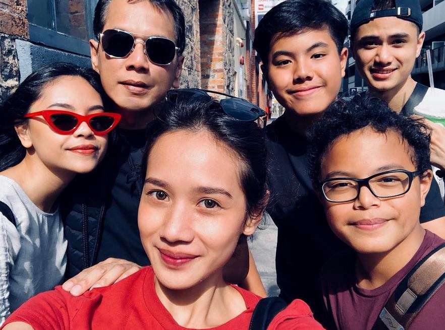 Sakina Tama, Putri Bos Stasiun TV Ternama yang Curi Perhatian