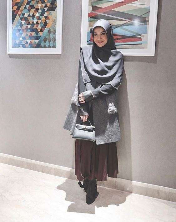 Gaya Busana 5 Artis Ini Jadi 'Kiblat' Fashion Hijab Netizen