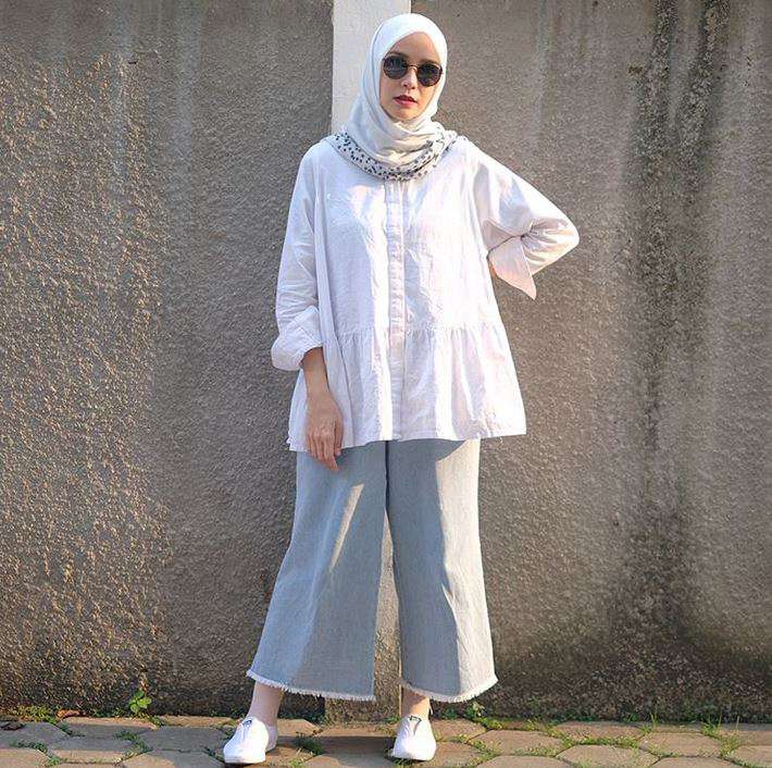 Gaya Busana 5 Artis Ini Jadi 'Kiblat' Fashion Hijab Netizen