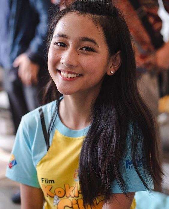 Chloe Xaviera, Keponakan Agnez Mo yang Curi Perhatian