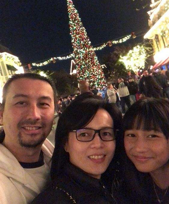 Chloe Xaviera, Keponakan Agnez Mo yang Curi Perhatian