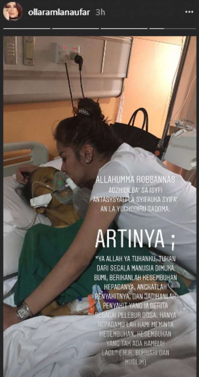 Sebelum Dimakamkan, Ini Momen Haru Olla Ramlan Temani Ayahnya