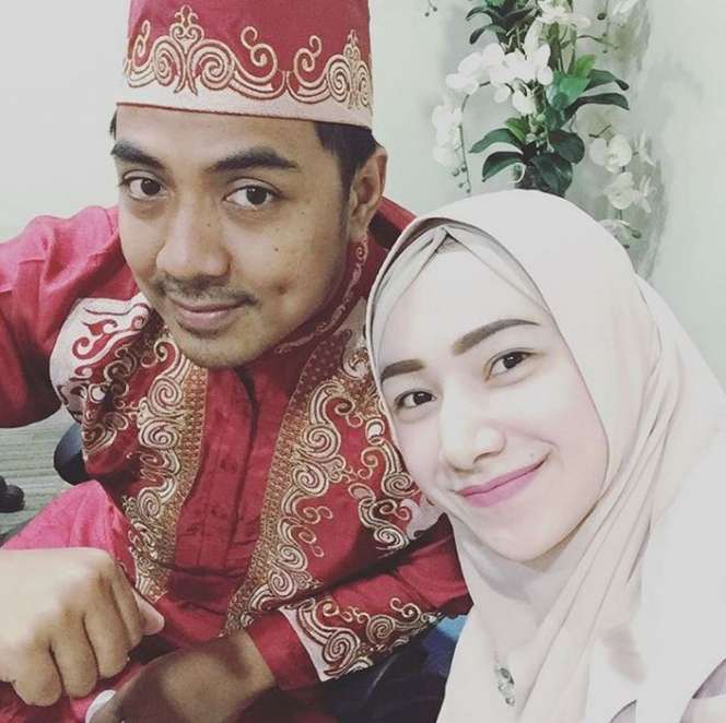 Romantisnya Riza Muhammad dan Istri, Jauh dari Gosip Miring