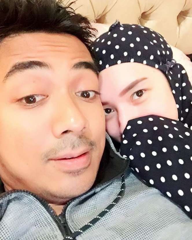 Romantisnya Riza Muhammad dan Istri, Jauh dari Gosip Miring