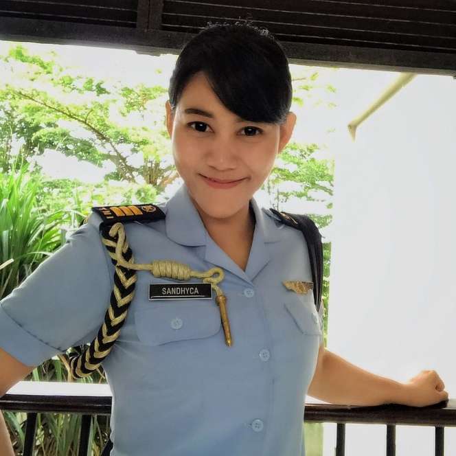 Sandhyca Putrie, Ajudan Iriana Jokowi yang Bikin Gagal Fokus