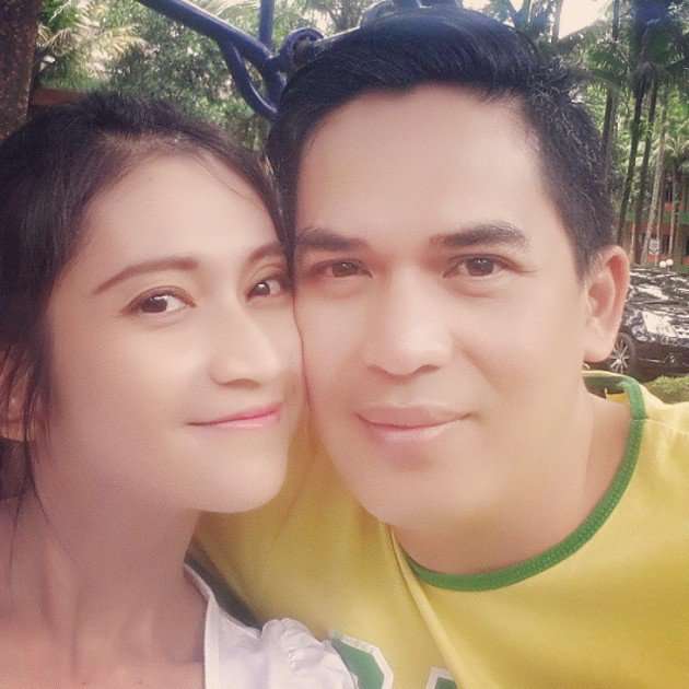 Ingat Si Culun Hendra 'OB'? Ternyata Punya Istri yang Cantik