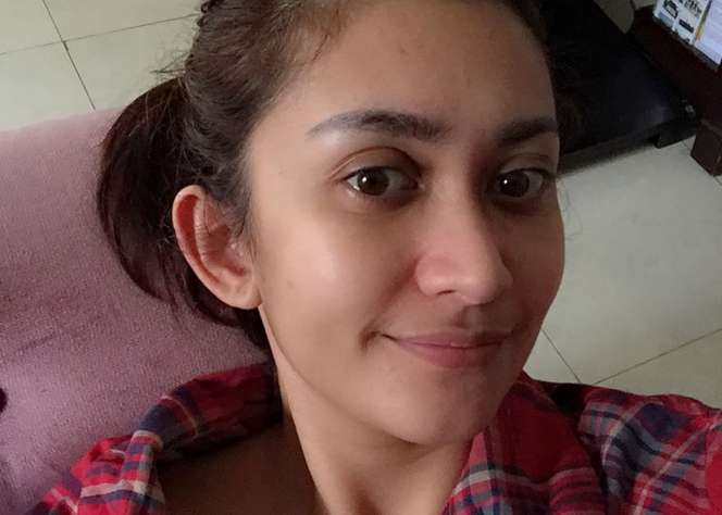 Cantik Alami, Penampilan Nafa Urbach Tanpa Make Up