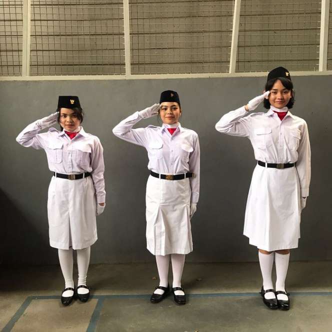 Davina, Putri Mona Ratuliu yang Modis dan Cantik