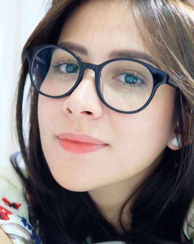 Rina Diana, Artis Blasteran Ini Putuskan Mualaf Saat Remaja