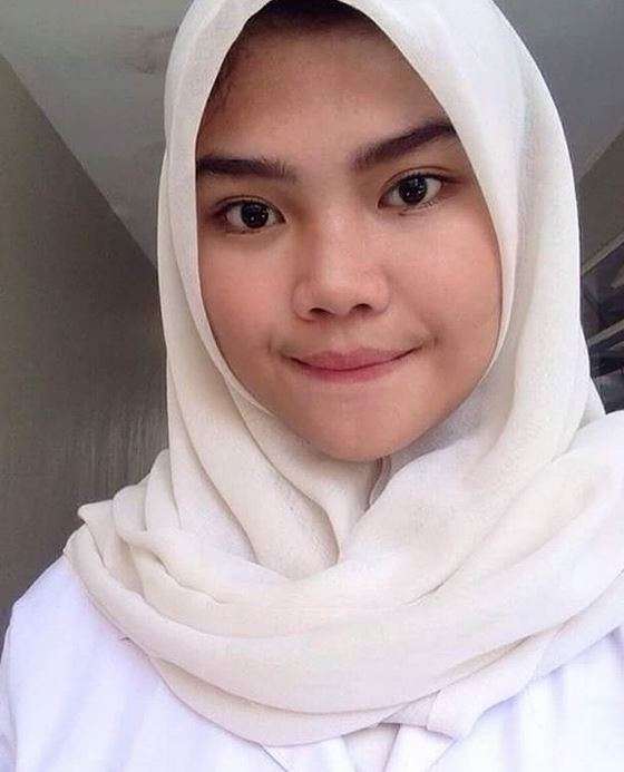 Rosa Meldianti, Keponakan Dewi Perssik yang Jago Goyang