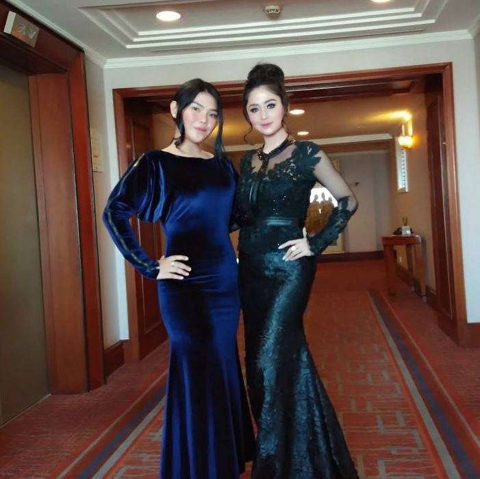 Rosa Meldianti, Keponakan Dewi Perssik yang Jago Goyang