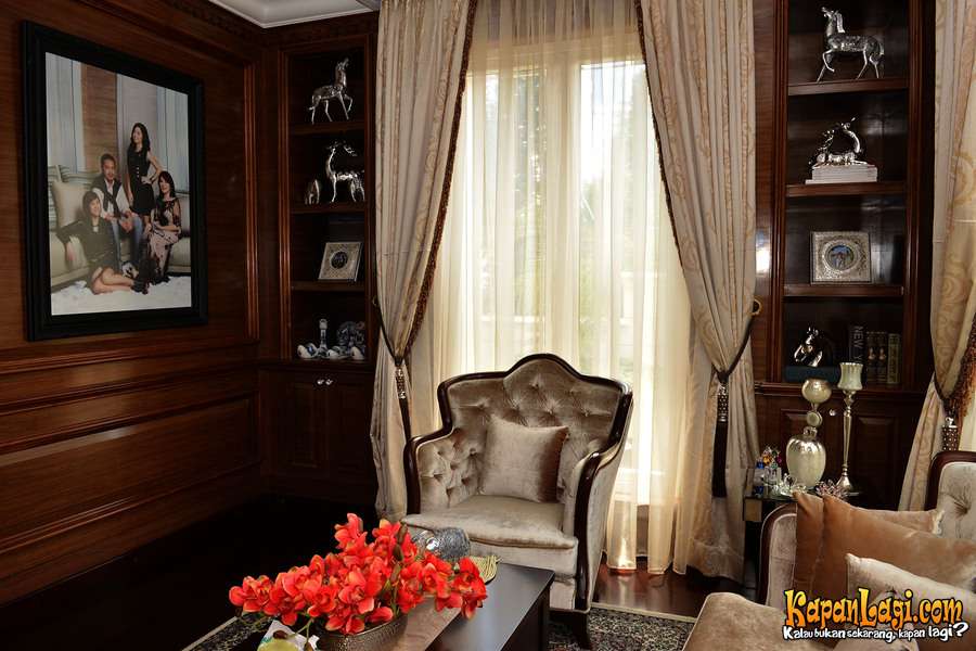Seharga Rp10 Miliar, Ini Penampakan Rumah Mewah Nikita Willy