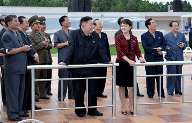 Transformasi Gaya Istri Kim Jong Un, dari Kuno Hingga Kekinian