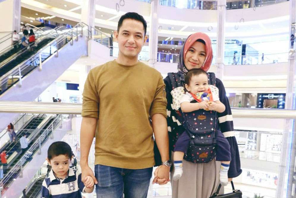 Tengok Dua Jagoan Alysa Soebandono, Dude Kalah Ganteng!