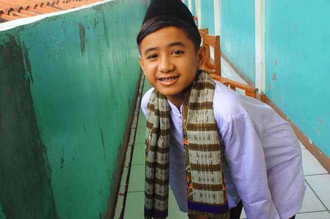 7 Penampilan `Bowo Alpenliebe`, Tik Tokers 13 Tahun yang Viral