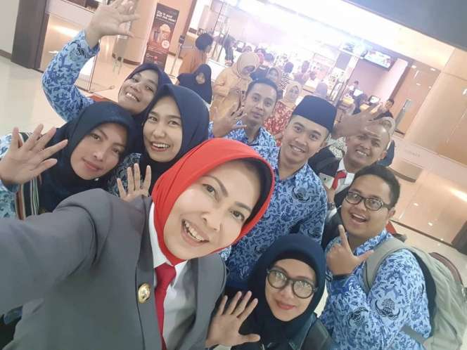 10 Srikandi Berhijab Pemimpin di Jawa Timur