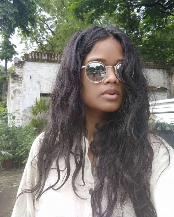 Model `KW Super` Rihanna Ini Bikin Pangling