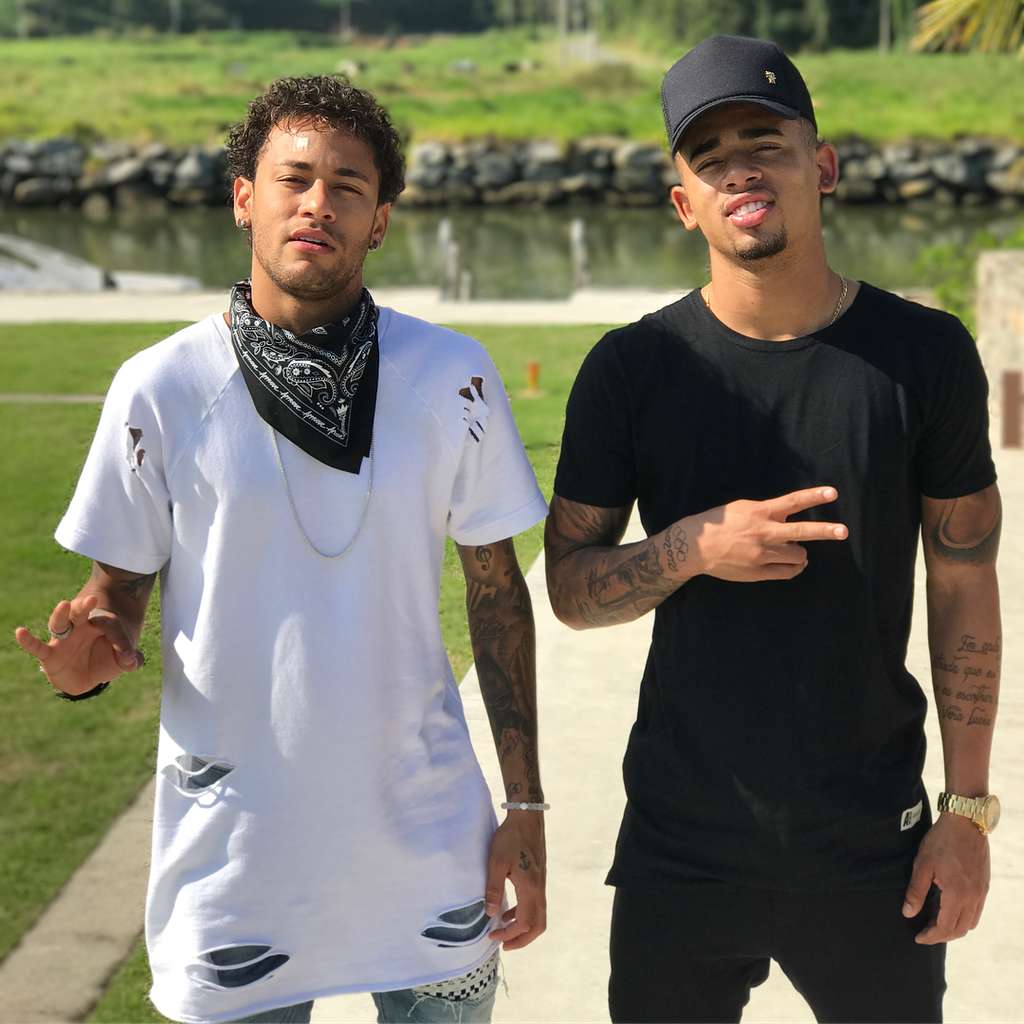 7 Pesepakbola Ikon Fashion Pesta Bola Sejagat