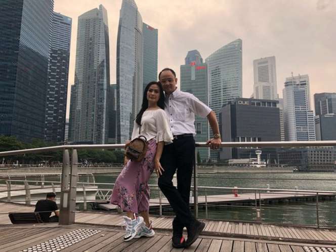 Kritik Penampilan Peserta Audisi, Intip Gaya Mewah Iis Dahlia