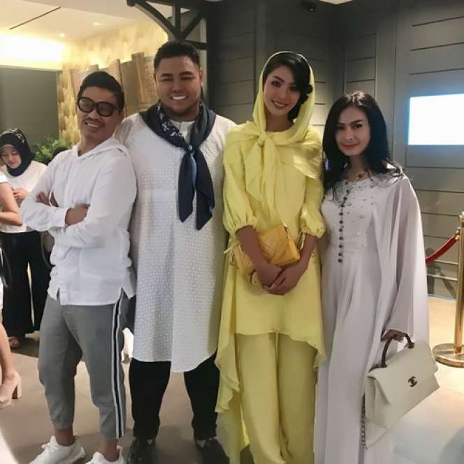 Kritik Penampilan Peserta Audisi, Intip Gaya Mewah Iis Dahlia