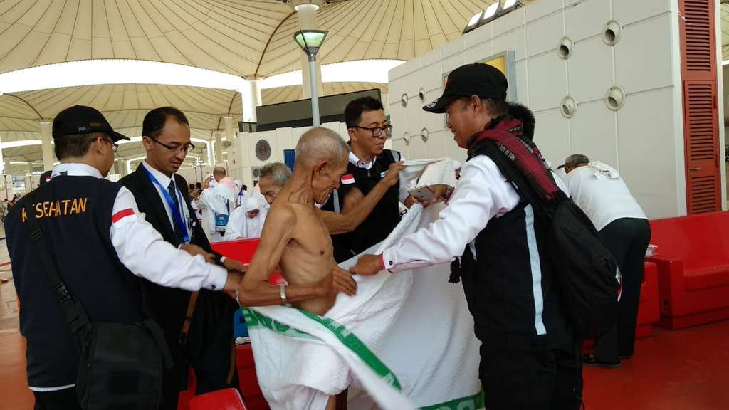 FOTO: Jemaah Haji Indonesia Disambut Karpet Merah