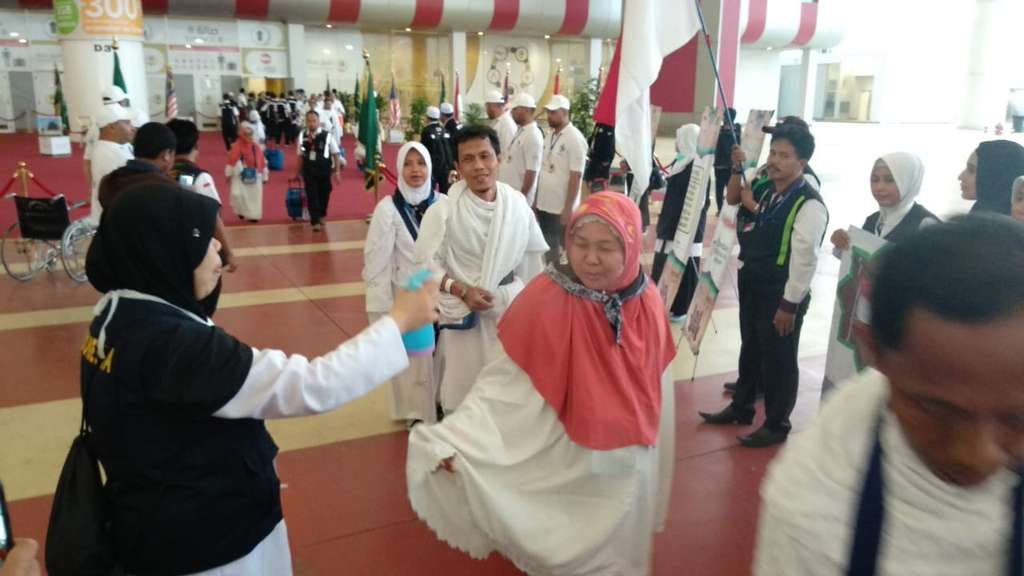 FOTO: Jemaah Haji Indonesia Disambut Karpet Merah