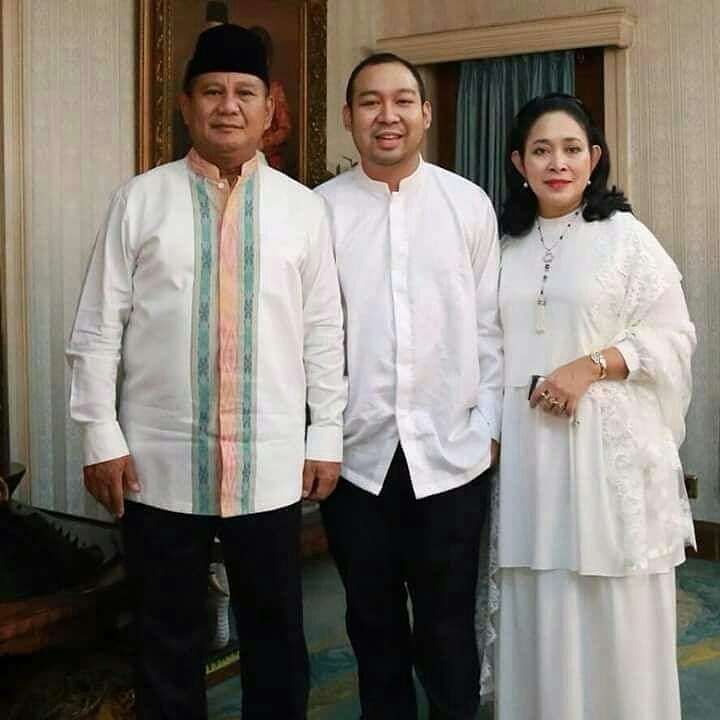 Nostalgia Romansa Potret Kebersamaan Prabowo-Titiek Soeharto