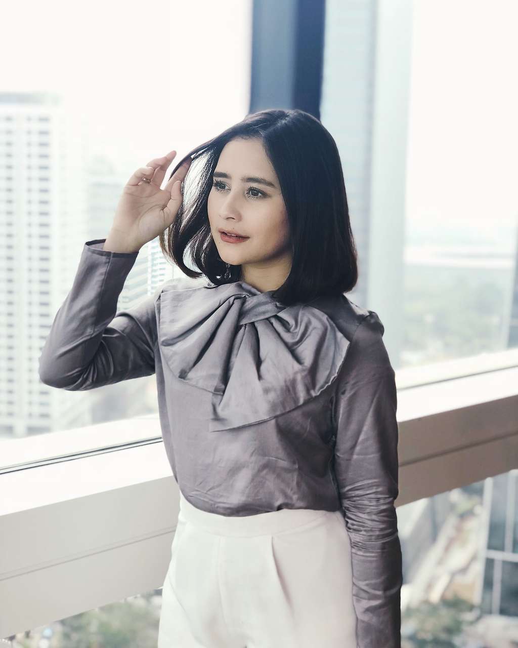 Deretan Artis Bertubuh Mungil yang Selalu Terlihat Awet Muda
