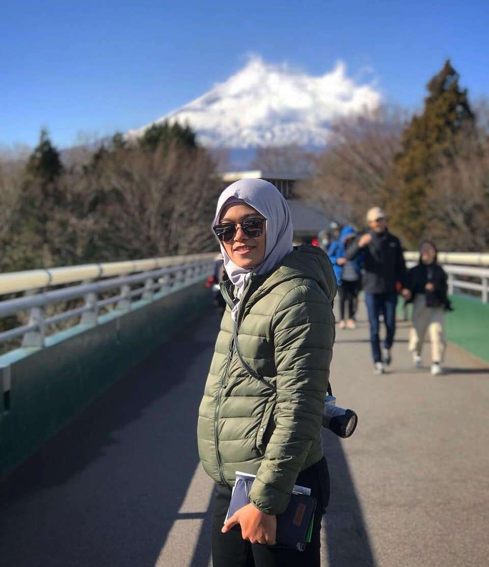 Cantiknya Puspa Arumsari, Hijaber Jago Silat Peraih Emas