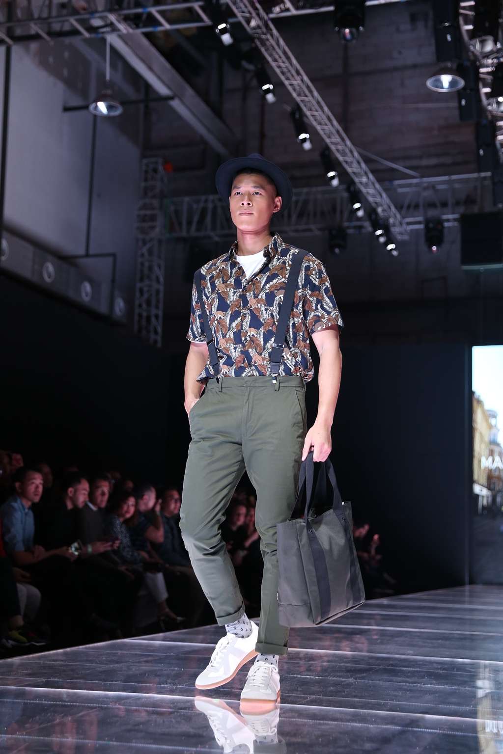 Koleksi Tren Baru Mode Pria Mark & Spencer, Seberapa Keren?