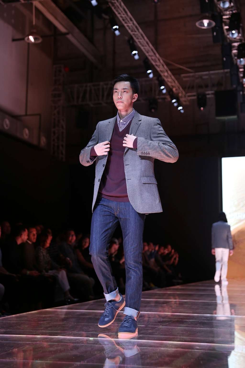 Koleksi Tren Baru Mode Pria Mark & Spencer, Seberapa Keren?