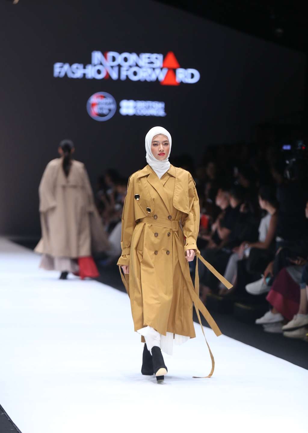 FOTO: Koleksi Tanpa Nama di Jakarta Fashion Week 2019