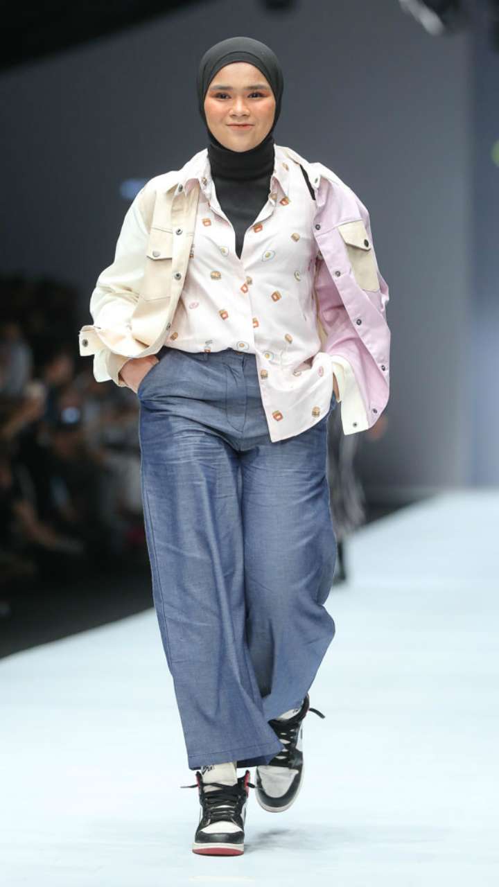 Momen Spesial Dian Sastro x Cotton Ink 