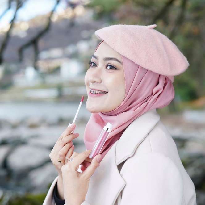 HOTD Linda Kayhz-Sari Endah Pratiwi 'Travel in Style' di Swiss