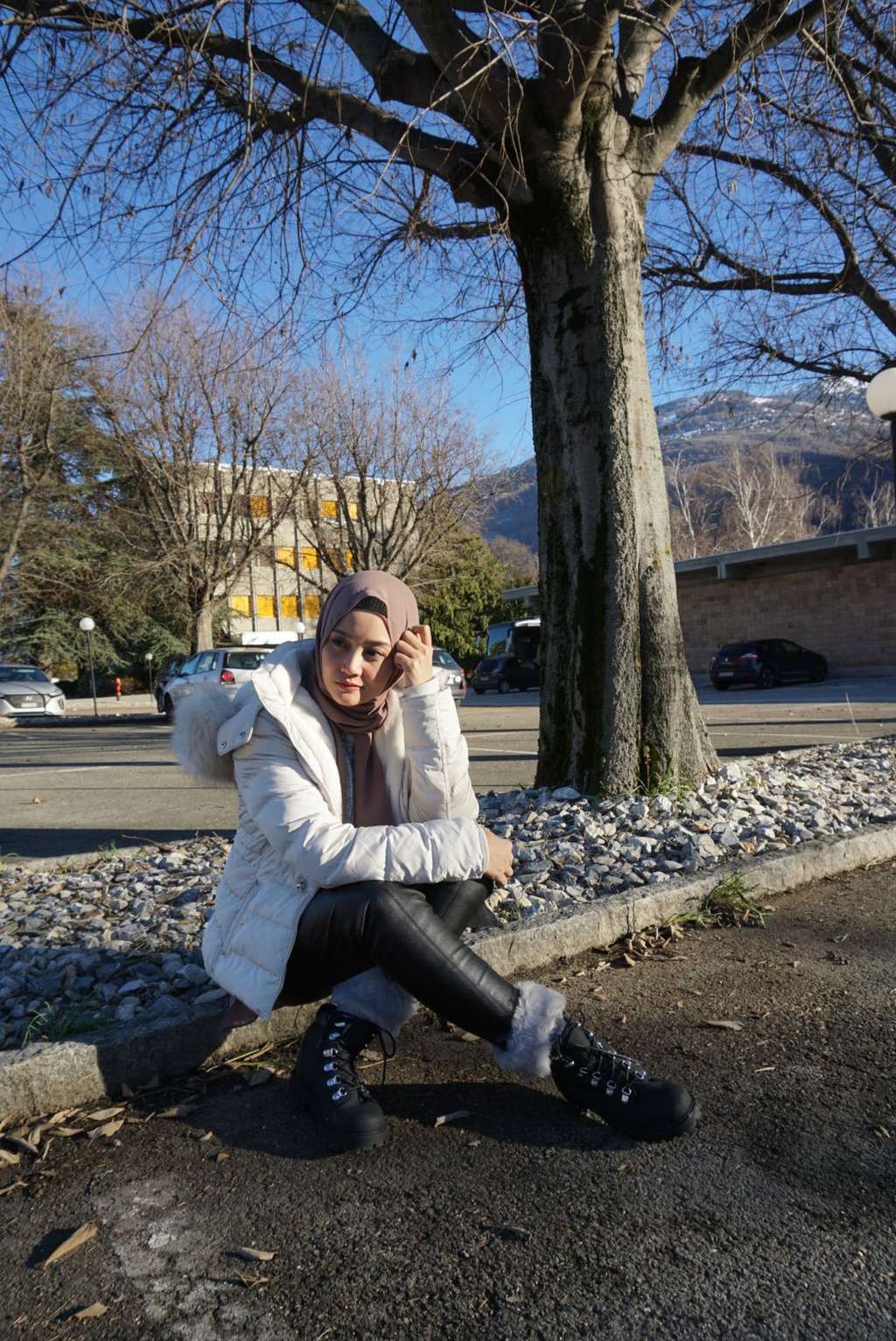 HOTD Linda Kayhz-Sari Endah Pratiwi 'Travel in Style' di Swiss