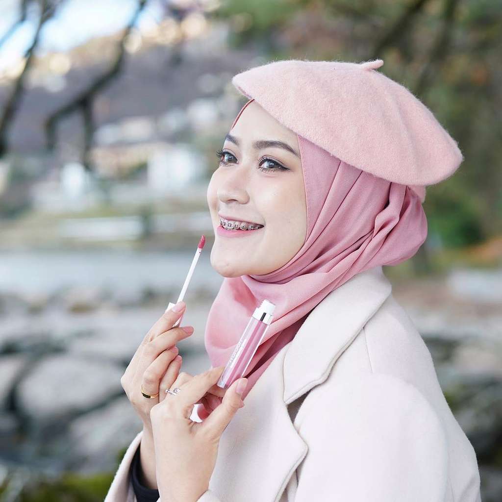 HOTD Linda Kayhz-Sari Endah Pratiwi 'Travel in Style' di Swiss