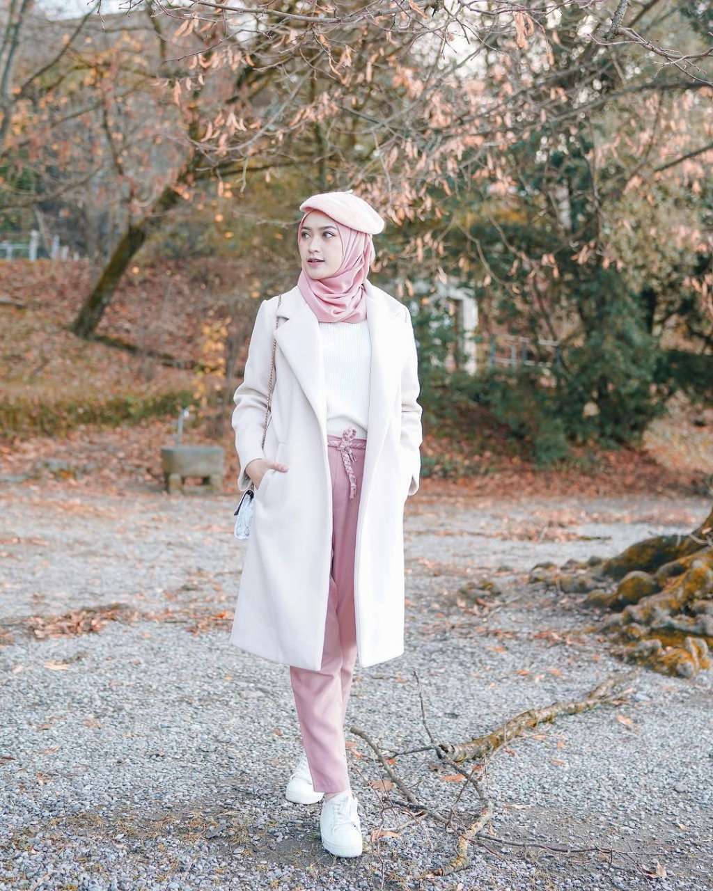 HOTD Linda Kayhz-Sari Endah Pratiwi 'Travel in Style' di Swiss
