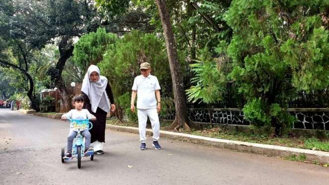 Saat Kiai Ma'ruf Amin Tampil Sporty