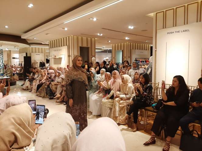 Koleksi Kolaborasi Ramadan Ria Miranda X Galeries Lafayete