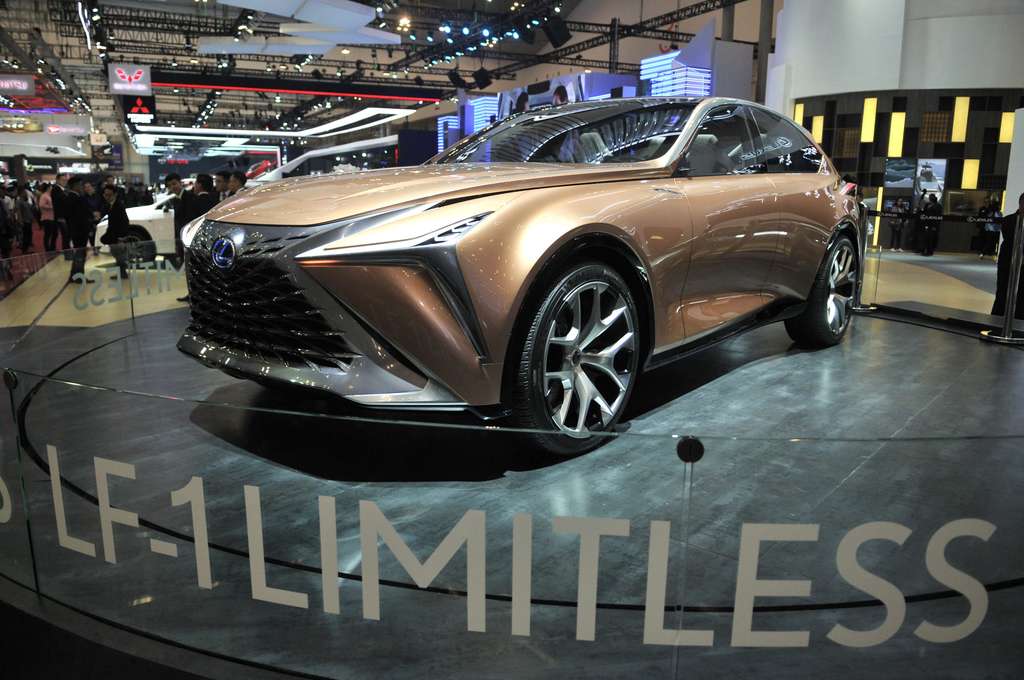 Adu Keren Mobil Listrik di GIIAS 2019