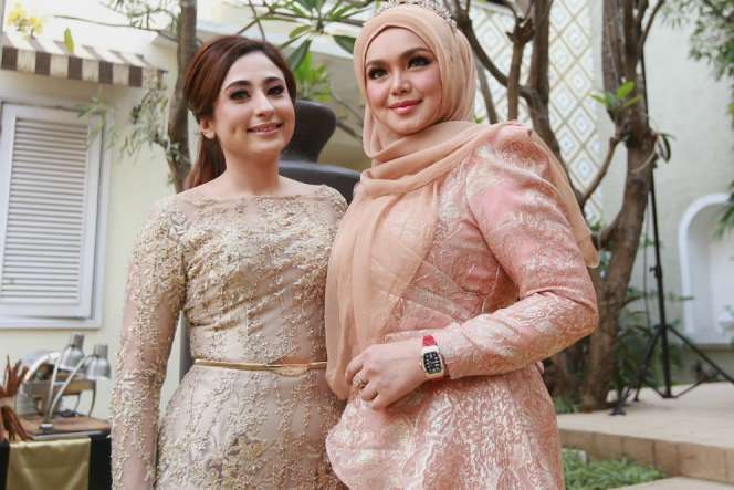 Pesona Siti Nurhaliza, Bukti Cantiknya Awet Banget