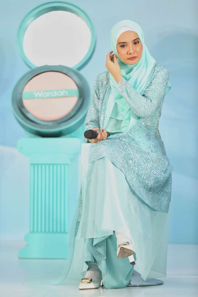 Zaskia Sungkar Ternyata 'Buta' Makeup