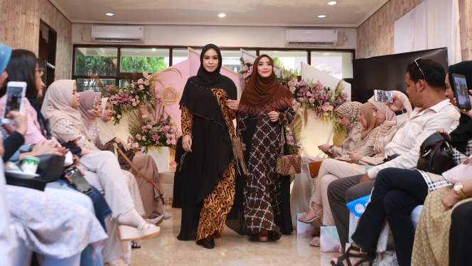 Koleksi Milestone Qonita Gholib