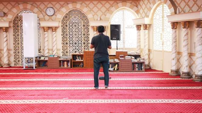 Masjid Nurul Iman, Oase di Puncak Hutan Beton Ibu Kota