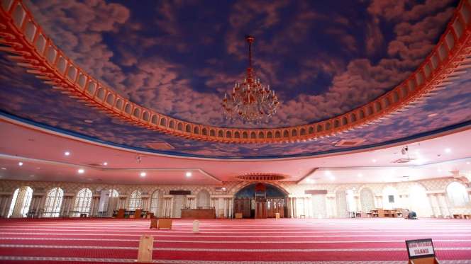 Masjid Nurul Iman, Oase di Puncak Hutan Beton Ibu Kota