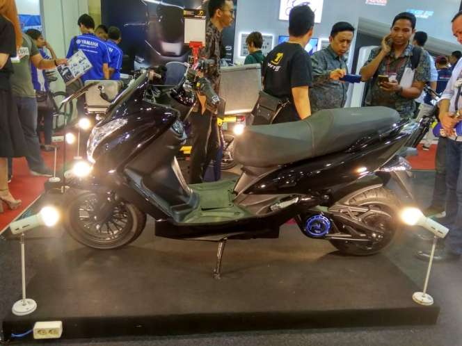 Deretan Mobil dan Motor listrik Imut Nan-Keren di IEMS 2019